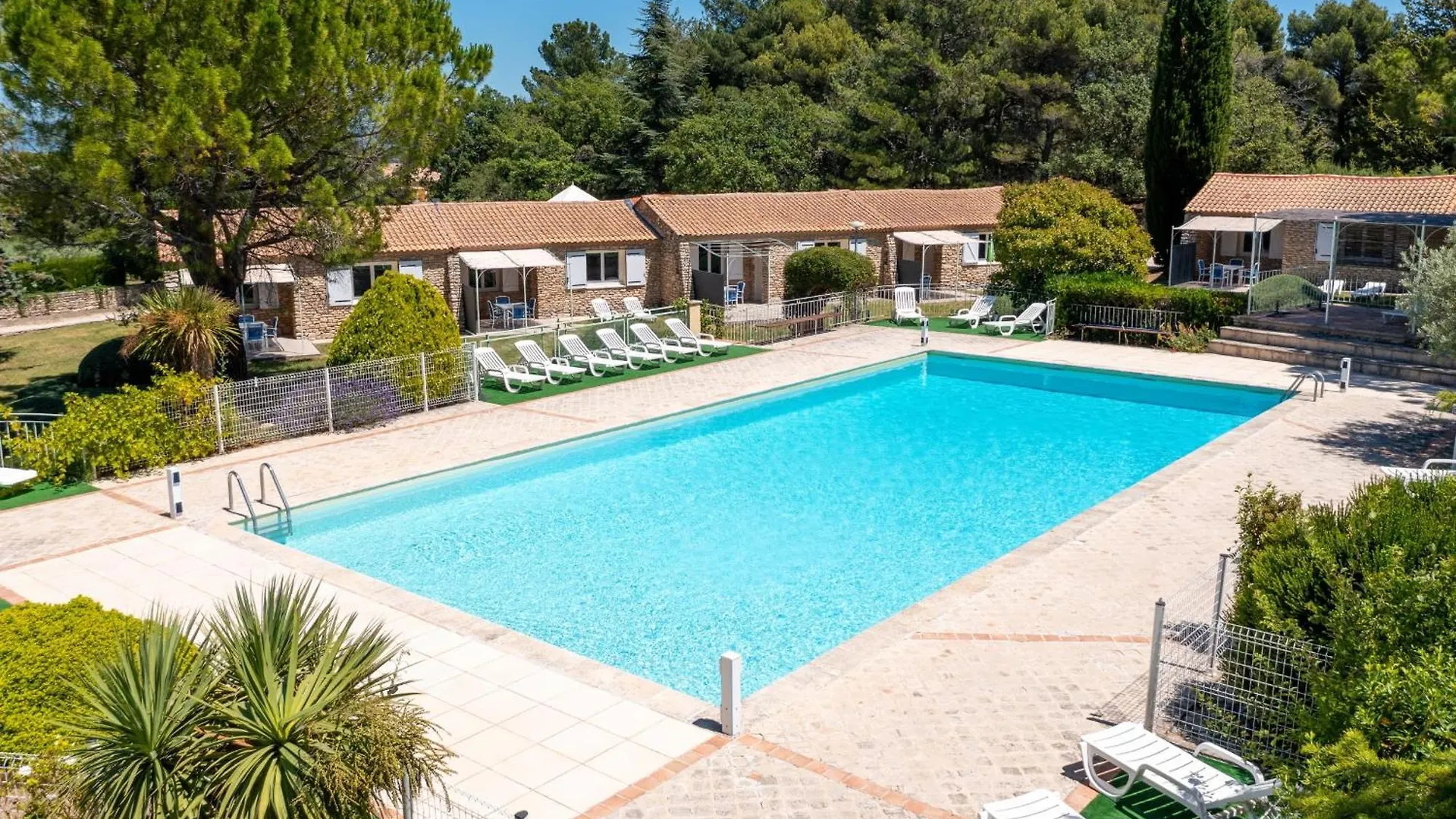 Pretty Provencal House Villa La Roque-sur-Pernes